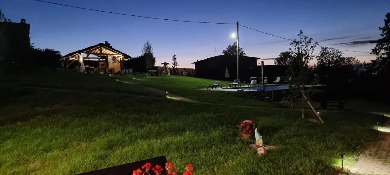 Casa Vacanza Con Piscina,Area Giochi Bambini. Santa Maria della Versa 0*,  Italy