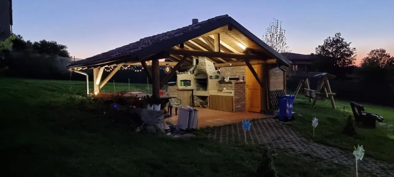 Villa Casa Vacanza Con Piscina,Area Giochi Bambini. Santa Maria della Versa Italy