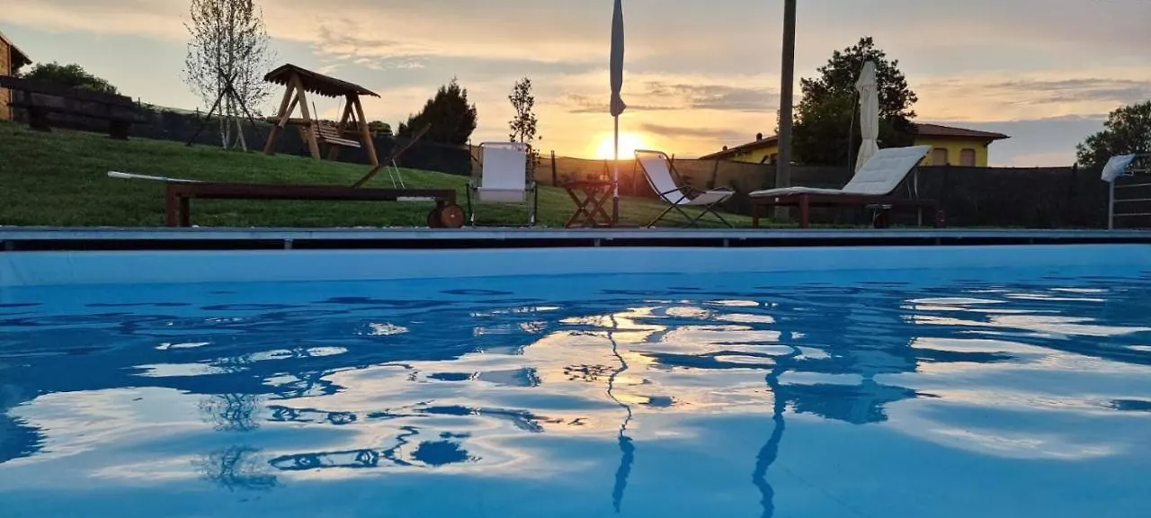 Casa Vacanza Con Piscina,Area Giochi Bambini. Santa Maria della Versa Villa