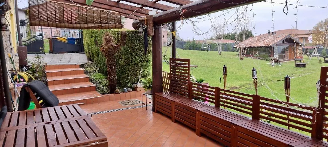 Casa Vacanza Con Piscina,Area Giochi Bambini. Santa Maria della Versa