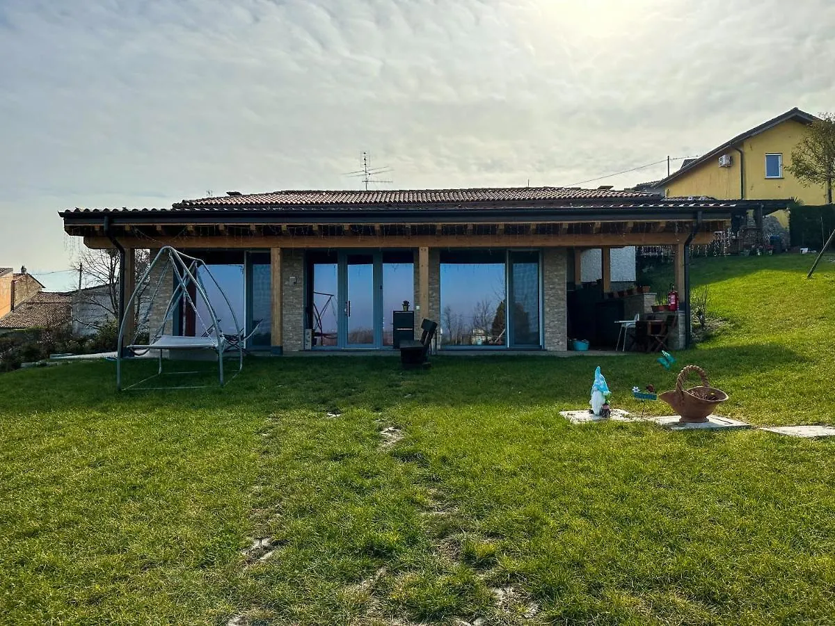 Casa Vacanza Con Piscina,Area Giochi Bambini. Santa Maria della Versa Italy